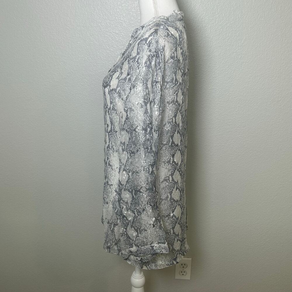 Chico's gray snakeskin semi sheer band collar silk button down size 3 - 16/18 XL - Picture 6 of 11